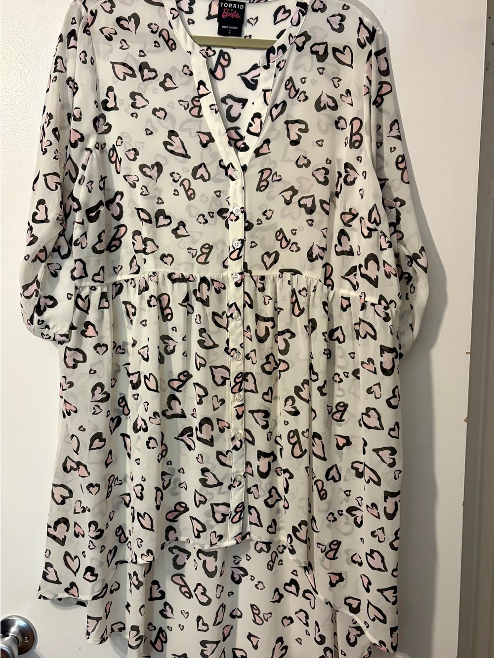 Torrid + Barbie White Heart Print Button-Front Tunic/Coverup Size 2 (2x)